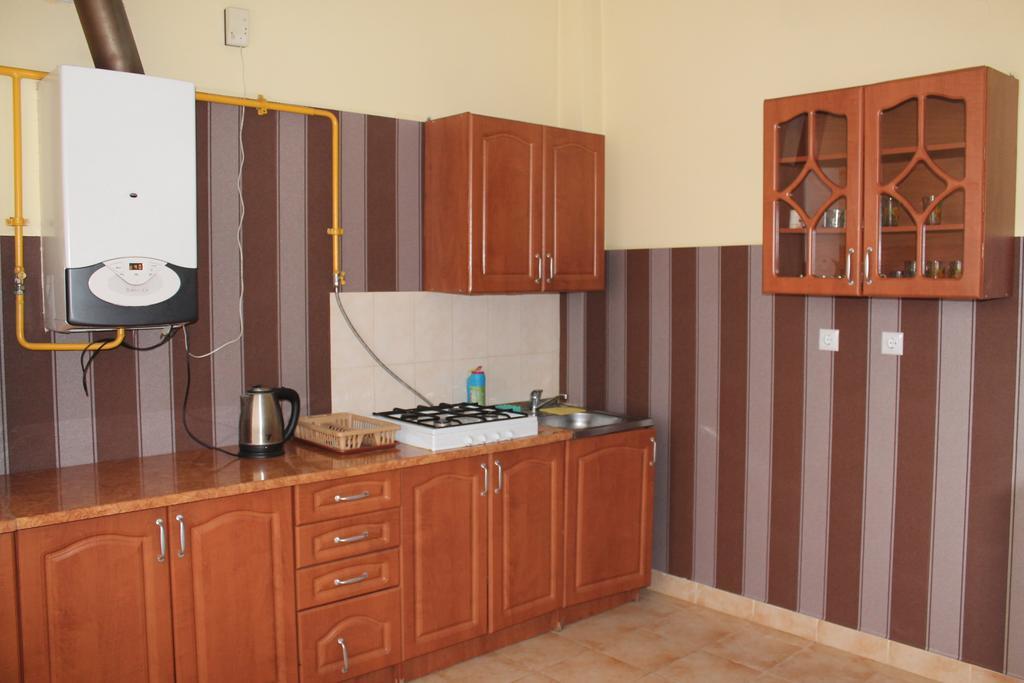 Apartments On Parkaniya 2A Μουκάτσεβο Εξωτερικό φωτογραφία